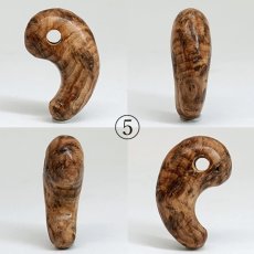 画像10: 屋久杉 泡瘤 (あわこぶ) 勾玉 21mm 【一点もの】 YAKUSUGI AWAKOBU 鹿児島県 屋久島 国産 日本製 瘤 杉 エネルギー パワーズウッド 天然木 (10)