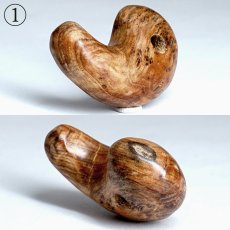 画像3: 屋久杉 泡瘤 (あわこぶ) 勾玉 25mm 【一点もの】 YAKUSUGI AWAKOBU 鹿児島県 屋久島 国産 日本製 瘤 杉 エネルギー パワーズウッド 天然木 (3)