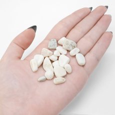 画像3: さざれ 100g 寒水石 日本銘石 茨城県産 KANSUI Stone 日立市 天然石 パワーストーン カラーストーン (3)