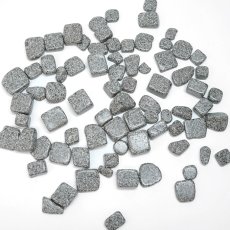 画像2: さざれ 100g 寒水石 日本銘石 茨城県産 KANSUI Stone 日立市 天然石 パワーストーン カラーストーン (2)