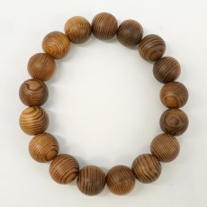 画像3: 寛永 屋久杉 12mm ブレスレット 鹿児島県産 KANEI YAKUSUGI 薩摩藩伐採木 神木 精霊 浄化 お守り 祈り 世界遺産 パワーズウッド 天然木 (3)