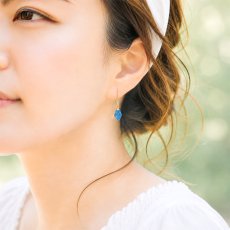 画像7: ネオンブルーアパタイト 原石 ピアス イヤリング ブラジル産【一点物】ステンレス製 Neon Blue Apatite 日本製 自社製 ゴールド シルバー 鉱物 燐灰石 アパタイト フローアパタイト お守り 浄化 アクセサリー ヒーリング 天然石 パワーストーン カラーストーン (7)
