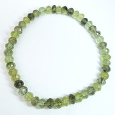 画像3: ルドウィジャイトインペリドット ブレスレット ソロバンカット パキスタン産 【一点もの】 Peridot 8月誕生石 カンラン石 ルチルペリドット ルドウィヒ石 お守り 浄化 ヒーリング 天然石 パワーストーン カラーストーン (3)