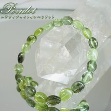 画像1:  ルドウィジャイトインペリドット ブレスレット タンブル パキスタン産 【一点もの】 Peridot 8月誕生石 カンラン石 ルチルペリドット ルドウィヒ石 お守り 浄化 ヒーリング 天然石 パワーストーン カラーストーン (1)