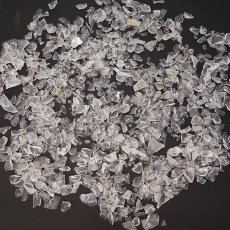 画像2: かっこみのカケラ マダガスカル産ローズクォーツ 100g 山梨県 甲府市 オールドストック 日本製 原石 鉱物 さざれ石 希少 レア 4月誕生石 Rose Quartz 水晶 天然石 鉱物標本 蔵出し アクセサリー パワーストーン カラーストーン (2)