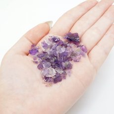 画像3: かっこみのカケラ ウルグアイ産アメジスト 100g 山梨県 甲府市 オールドストック 原石 鉱物 さざれ石 希少 レア 2月誕生石 Amethyst 天然石 鉱物標本 蔵出し アクセサリー パワーストーン カラーストーン (3)