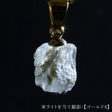 画像10: フェナカイト 原石 ペンダントトップ ロシア産 【 一点物 】 Phenakite 日本製 ウラル山脈 フェナス石 希少 ヒーリング 浄化 お守り 天然石 パワーストーン  (10)