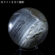 画像6: ホワイトガーデンファントム 50mm 丸玉 ブラジル産 【山梨甲府研磨】 一点もの 手研磨 山梨県甲府市 職人 匠 宝石研磨 クォーツ スフィア 水晶 内包物 鉱物 お守り 浄化 天然石 パワーストーン  (6)