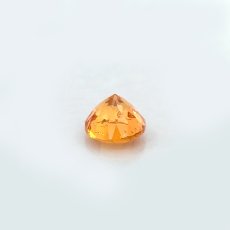画像3: マンダリンガーネット ルース 1.00ct マダガスカル産 ラウンド【一点物】MandarinGarnet ガーネット 1月誕生石 コレクション 標本 オレンジ 鉱物 結晶 宝石 天然石 パワーストーン カラーストーン (3)