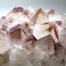 画像6:  カコクセナイト ファントム クラスター 原石 ブラジル産 【 一点もの 】 Quartz カコクセナイトインクォーツ 水晶 クリスタル クォーツ ポイント 結晶 浄化 内包物 鉱物 お守り 天然石 パワーストーン  (6)