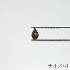 画像12:  イエローアンバー ルース リトアニア産 ドロップ【一点物】Amber グリッター入り コレクション 標本 アンバー 琥珀 内包物 天然石 パワーストーン カラーストーン (12)