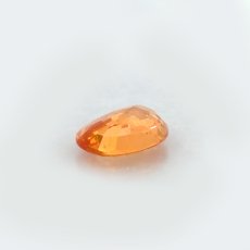 画像3: マンダリンガーネット ルース 1.15ct マダガスカル産 オーバル【一点物】MandarinGarnet ガーネット 1月誕生石 コレクション 標本 オレンジ 鉱物 結晶 宝石 天然石 パワーストーン カラーストーン (3)