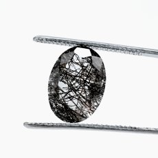 画像4:  ブラックルチル ルース 5.0ct オーバル ブラジル産 カット 裸石 ルチルクォーツ Black Rutil Quartz 内包物 針 黒 インクォーツ 水晶 ハンドメイド コレクション 鉱物 天然石 パワーストーン (4)