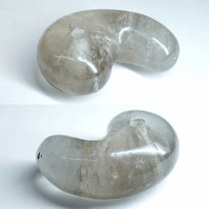 画像3: ザギマウンテンクォーツ 勾玉 30mm パキスタン産 【 一点物 】 Zagi mauntain Quartz 4月誕生石 内包物 スモーキー 天然 透明 水晶 クォーツ 希少 お守り 浄化 天然石 パワーストーン (3)
