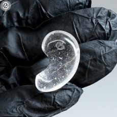 画像9: ガネーシュヒマール水晶 勾玉 25mm ヒマラヤ産 【 一点物 】 Ganesh Himal 4月誕生石 ガネーシャ 天然 透明 水晶 クォーツ 希少 お守り 浄化 天然石 パワーストーン (9)