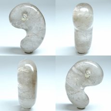 画像2: ザギマウンテンクォーツ 勾玉 30mm パキスタン産 【 一点物 】 Zagi mauntain Quartz 4月誕生石 内包物 スモーキー 天然 透明 水晶 クォーツ 希少 お守り 浄化 天然石 パワーストーン (2)