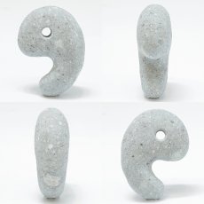 画像2: 【日本の石】 ふくいブルー 勾玉 30mm 福井県 パワーストーン 天然石 (2)
