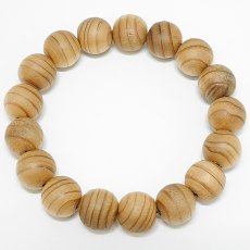 画像3: 東照宮印 日光杉 12mm ブレスレット 桐箱入り 栃木県日光市産 Nikko Cedar 日光杉並木街道 日光東照宮 希少 貴重 徳川家康 日光の社寺 コレクション パワーズウッド ブレス 天然木 癒し 銘木 木目 温もり 癒し アクセサリー ウッドアクセサリー (3)