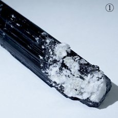 画像4: トルマリン 水晶 共生鉱 原石 ブラジル産 【一点もの】 Tourmaline ブラックトルマリン 10月誕生石 標本 鉱物 結晶 浄化 お守り 天然石 パワーストーン カラーストーン (4)