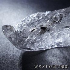 画像5: カイラス水晶 原石 約24.7g ヒマラヤ産 【 一点もの 】Kailash Quartz チベット ヒマラヤ カイラス山 稀少 レア 高品質 水晶 クリスタル クォーツ ポイント バーコード 4月誕生石 結晶 浄化 内包物 鉱物 癒し お守り 天然石 パワーストーン カラーストーン (5)