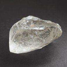 画像3: カイラス水晶 原石 約28.6g ヒマラヤ産 【 一点もの 】Kailash Quartz チベット ヒマラヤ カイラス山 稀少 レア 高品質 水晶 クリスタル クォーツ ポイント バーコード 4月誕生石 結晶 浄化 内包物 鉱物 癒し お守り 天然石 パワーストーン カラーストーン (3)