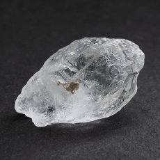 画像3: カイラス水晶 原石 約8.3g ヒマラヤ産 【 一点もの 】Kailash Quartz チベット ヒマラヤ カイラス山 稀少 レア 高品質 水晶 クリスタル クォーツ ポイント バーコード 4月誕生石 結晶 浄化 内包物 鉱物 癒し お守り 天然石 パワーストーン カラーストーン (3)