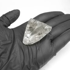 画像7: カイラス水晶 原石 約30.4g ヒマラヤ産 【 一点もの 】Kailash Quartz チベット ヒマラヤ カイラス山 稀少 レア 高品質 水晶 クリスタル クォーツ ポイント バーコード 4月誕生石 結晶 浄化 内包物 鉱物 癒し お守り 天然石 パワーストーン カラーストーン (7)