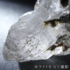 画像6: カイラス水晶 原石 約56.7g ヒマラヤ産 【 一点もの 】Kailash Quartz チベット ヒマラヤ カイラス山 稀少 レア 高品質 水晶 クリスタル クォーツ ポイント バーコード 4月誕生石 結晶 浄化 内包物 鉱物 癒し お守り 天然石 パワーストーン カラーストーン (6)