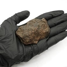 画像4: コンドライト 原石 78.5g モロッコ産【一点物】Chondrite  隕石 コンドライト隕石 コンドリュール 宇宙 超希少 天然石 パワーストーン (4)