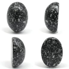 画像2: 御嶽黒光真石 ルース 長野県産 18×13mm オーバル カボション ONTAKE Black Stone 日本銘石 正規代理店 日本製 自社製 御嶽山 守護 鉱物 パワーストーン 天然石 (2)