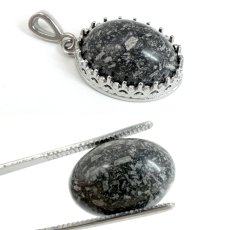 画像3: 御嶽黒光真石 ルース 長野県産 18×13mm オーバル カボション ONTAKE Black Stone 日本銘石 正規代理店 日本製 自社製 御嶽山 守護 鉱物 パワーストーン 天然石 (3)