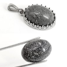 画像3: 霊峰 富士溶岩 水研磨 ルース 静岡県産 18×13mm オーバル カボション FUJI Lava Stone 日本銘石 正規代理店 日本製 自社製 富士山 遠赤外線 鉱物 パワーストーン 天然石 (3)