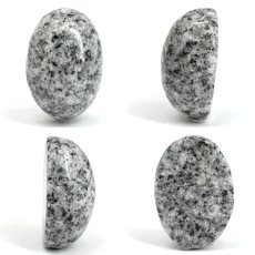 画像2: エンジェルスノーライト 庵治石 ルース 香川県産 18×13mm オーバル カボション Angel snowlite 日本銘石 正規代理店 日本製 自社製 鉱物 パワーストーン 天然石 (2)