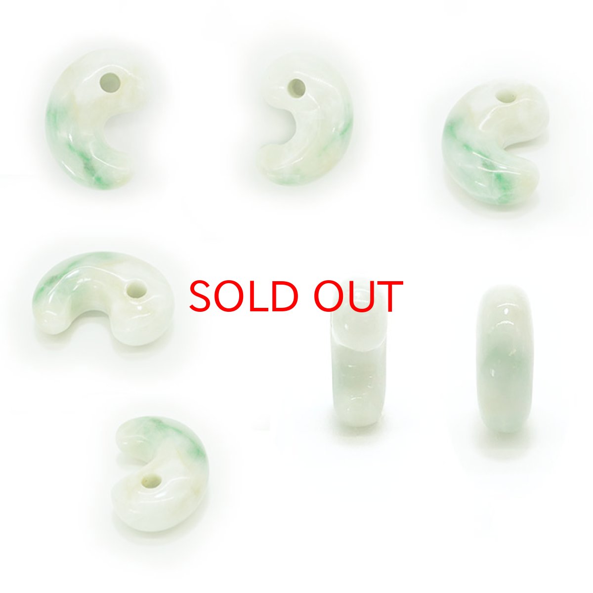 画像2: プレミアム 糸魚川翡翠 勾玉 小滝産 翡翠 ひすい ヒスイ 国石 パワーストーン 天然石 硬玉 ジェダイド  5月誕生石 (2)