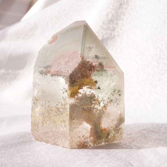 楽天市場】ガーデンクォーツ ポイント ガーデン水晶 六角柱 garden quartz 一点物 142-9816 : 天然石・パワーストーンの東昇